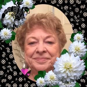 Meet your Posher, Claire